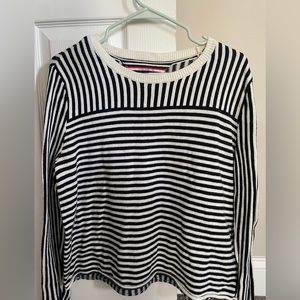 Tommy Hilfiger Size Small.